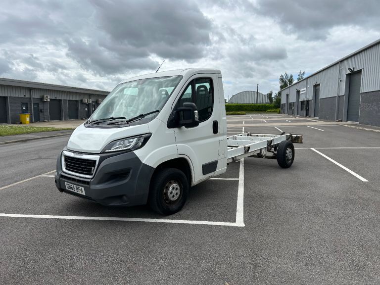 PEUGEOT BOXER 335 HDI LWB CHASSIS CAB FACELIFT