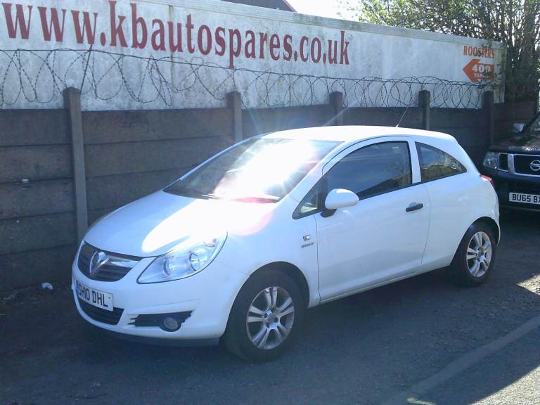breaking for spares vauxhall corsa 2010 1.3 cdti 