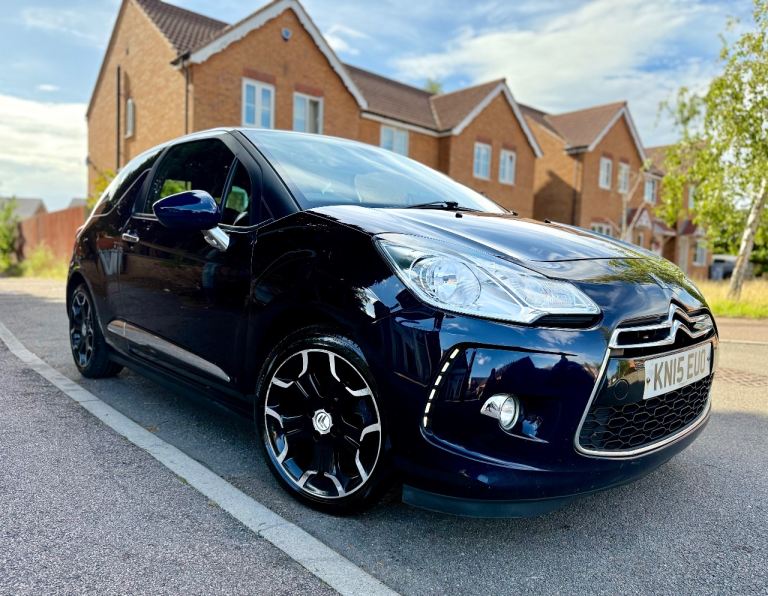 Citroen, DS3, Hatchback, 2015, Manual, 1560 (cc), 3 doors