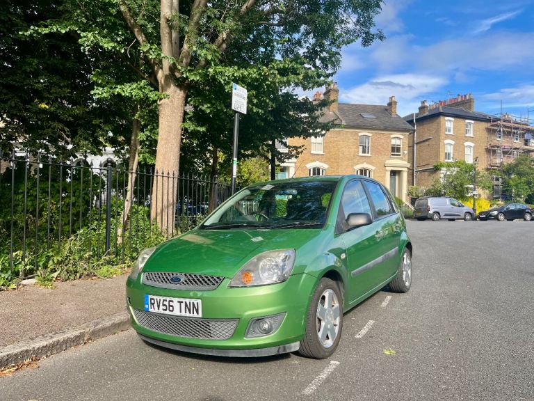 Automatic Ford, FIESTA, Hatchback, 2006, 1388 (cc), 5 doors