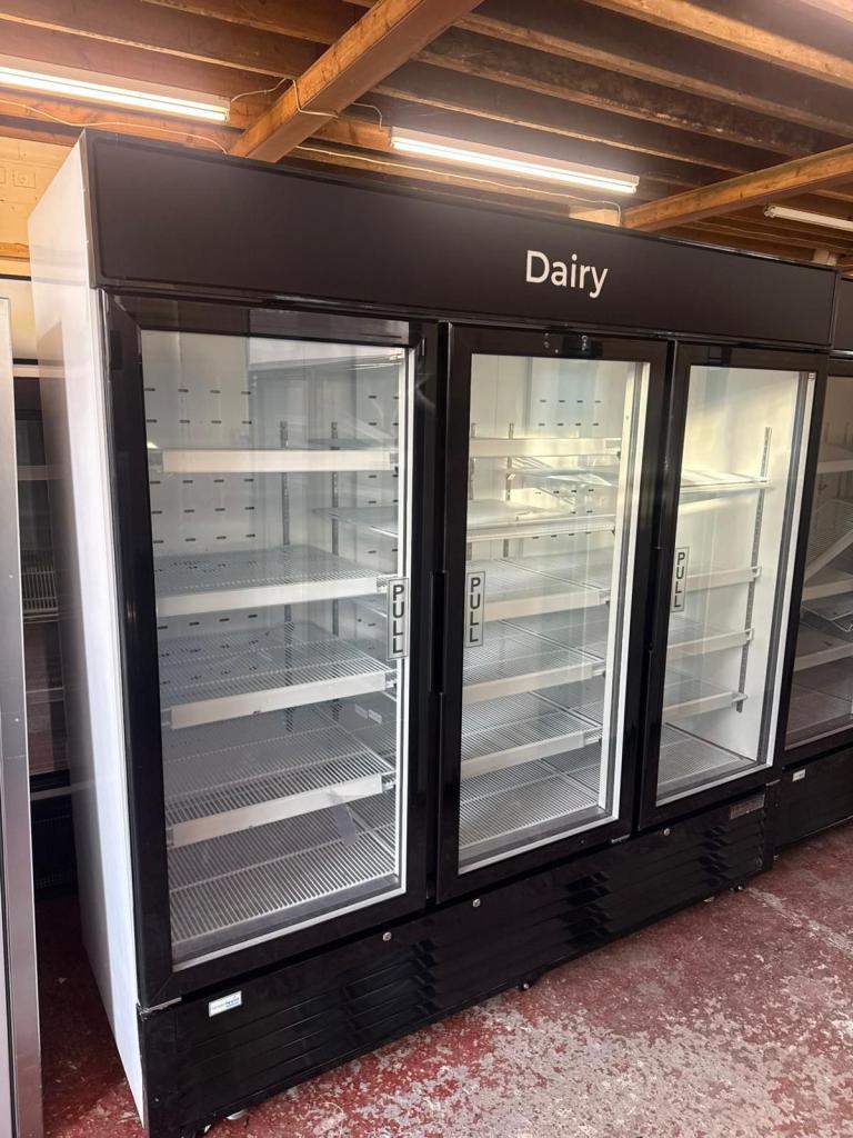 image for Commercial fridge 