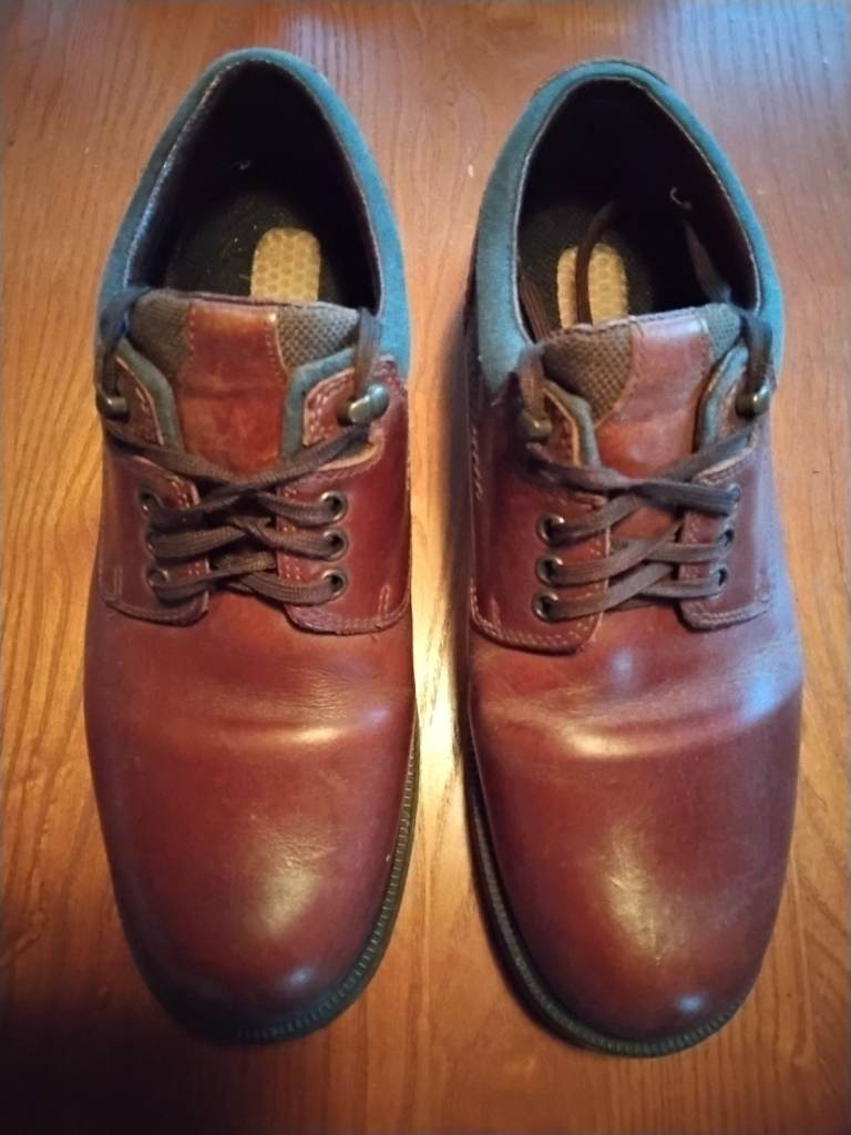 Mens Clarkes Waterproof shoes 