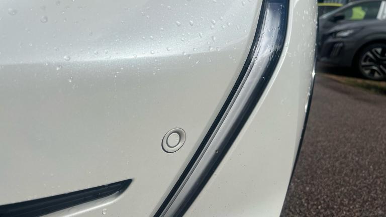 2022 Peugeot 208 1.2 PureTech 130 GT 5dr EAT8 Petrol Hatchback Hatchback Petrol Automatic