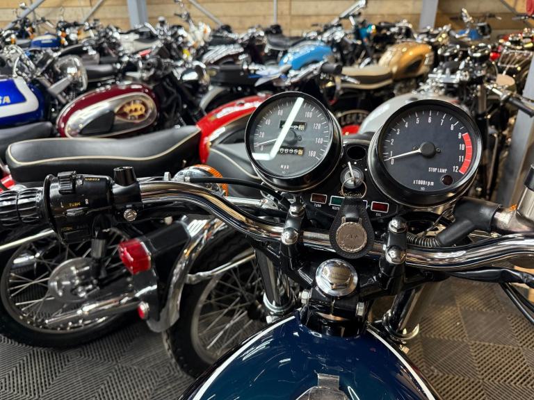 1974 Kawasaki Z1 B 900, restored and owned by Allan Millyard, outstanding, px 