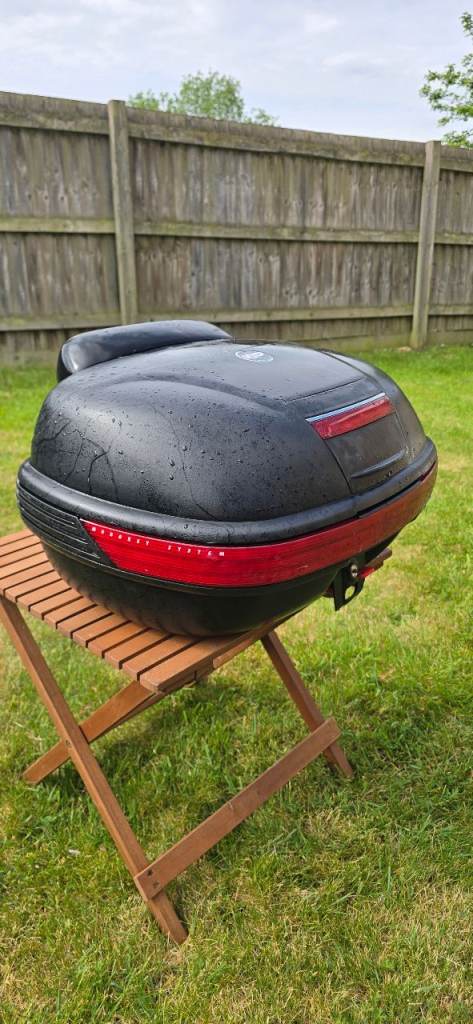 Givi Monokey 52 litre top box 