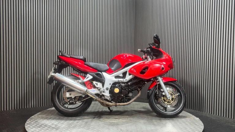 Suzuki SV650 2001 RUNNING PROJECT BIKE SPARES OR REPAIR 650CC A2