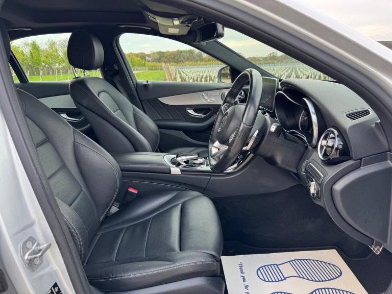 2016 Mercedes-Benz C Class 2.1 C220d AMG Line (Premium Plus) 7G-Tronic+ Euro 6 (s/s) 4dr SALOON D...