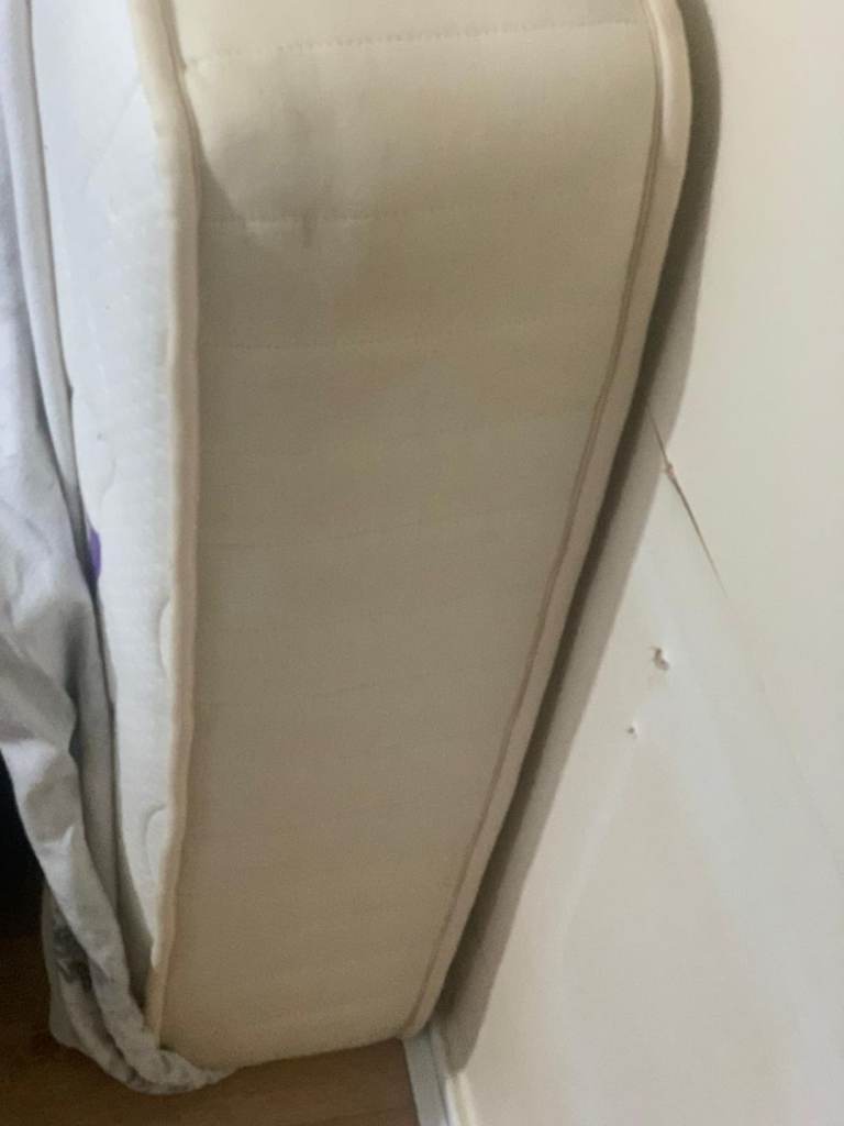 King size and single mattress 