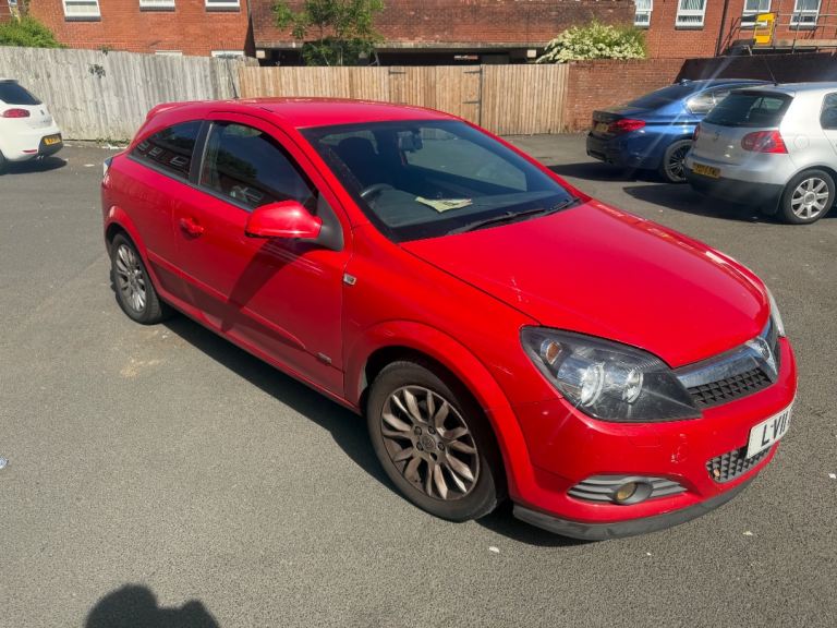 Vauxhall, ASTRA, Hatchback, 2011, Manual, 1598 (cc), 3 doors