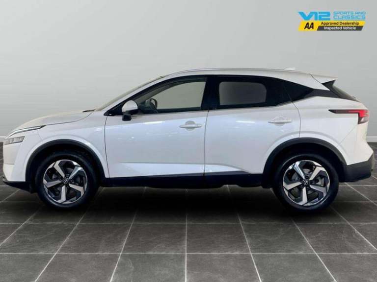 2022 Nissan Qashqai 1.3 DIG-T MHEV N-Connecta Euro 6 (s/s) 5dr Manual SUV Hybrid Manual