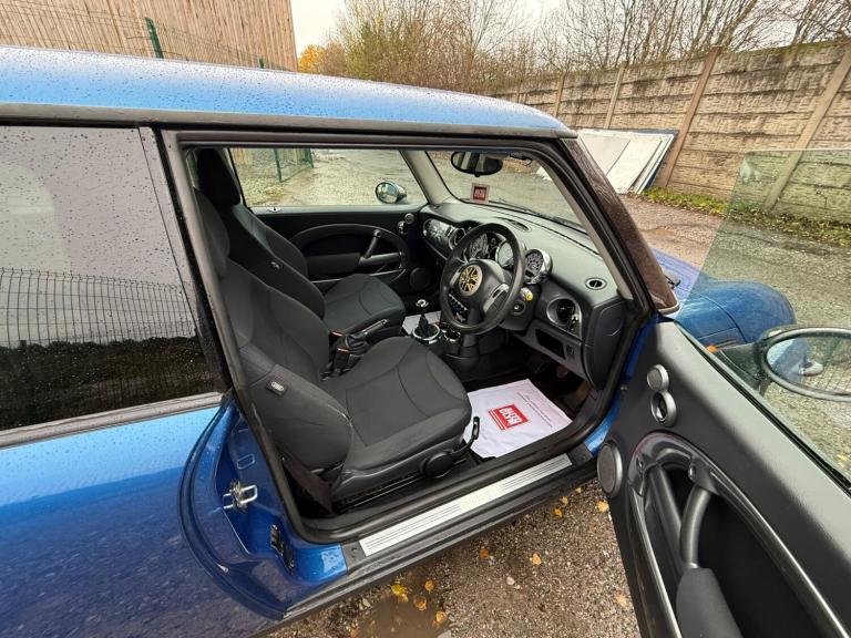 2006 MINI Hatch 1.6 One 3dr HATCHBACK PETROL Manual