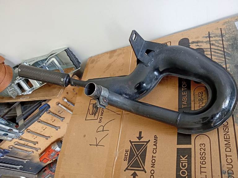Exhausts PX 125 , right hand pipe used Very little  