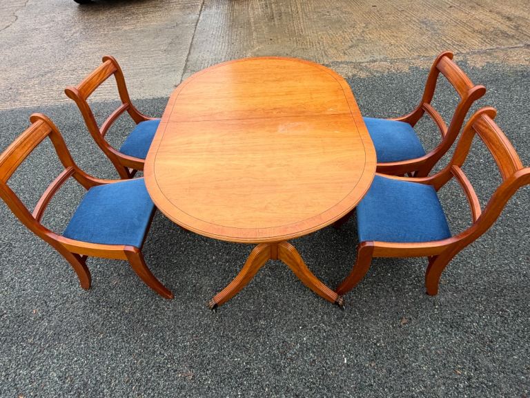 Dining table with 4 solid chairs | Can Deliver 