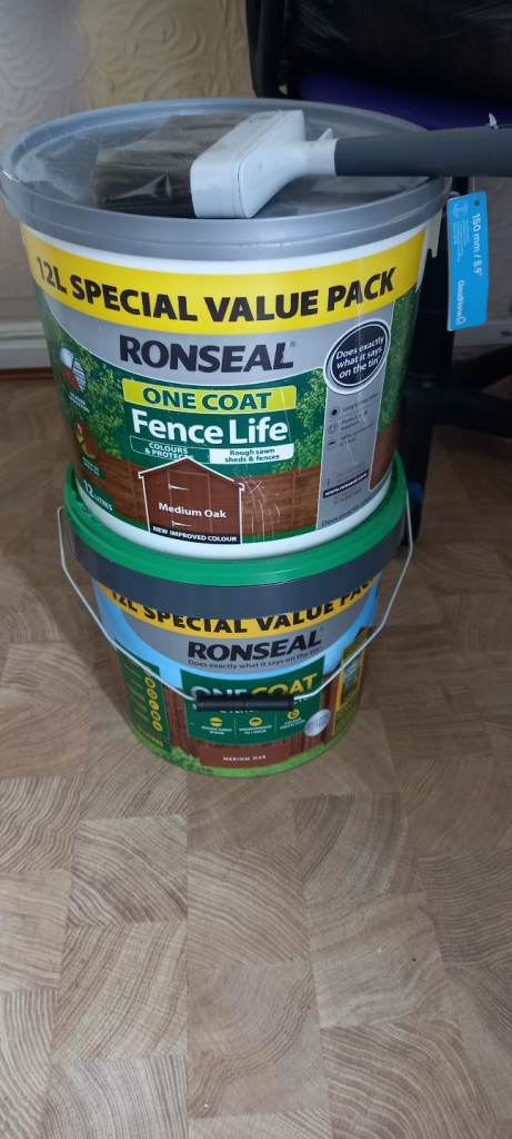 Ronseal fence paint medium oak.