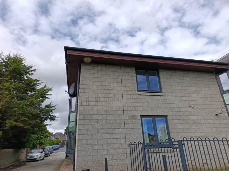Exchange 1 Bedroom Top Floor Flat Fountain Grange, AB24 4DH, Aberdeen