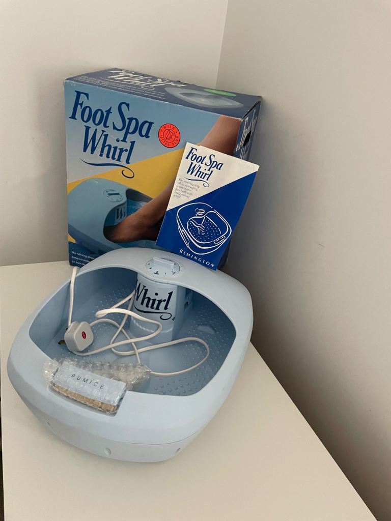 REMINGTON Massaging Foot Spa Whirlpool Bath