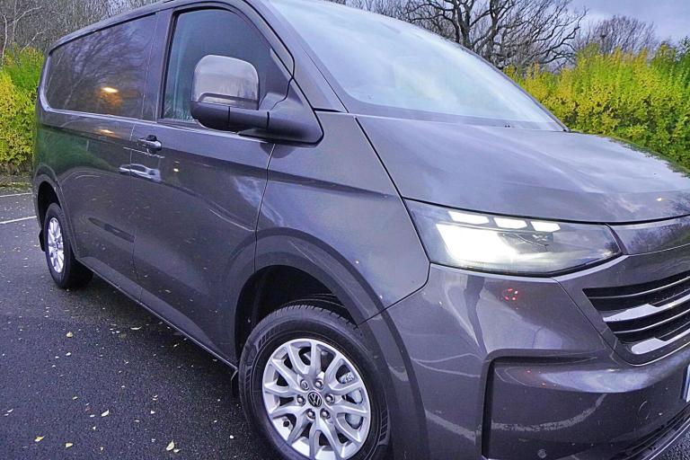 2025 Volkswagen Transporter 2.0 Transporter T28 Commerce Pro TDI + Delivery Miles + VW 5 Plus Pan...