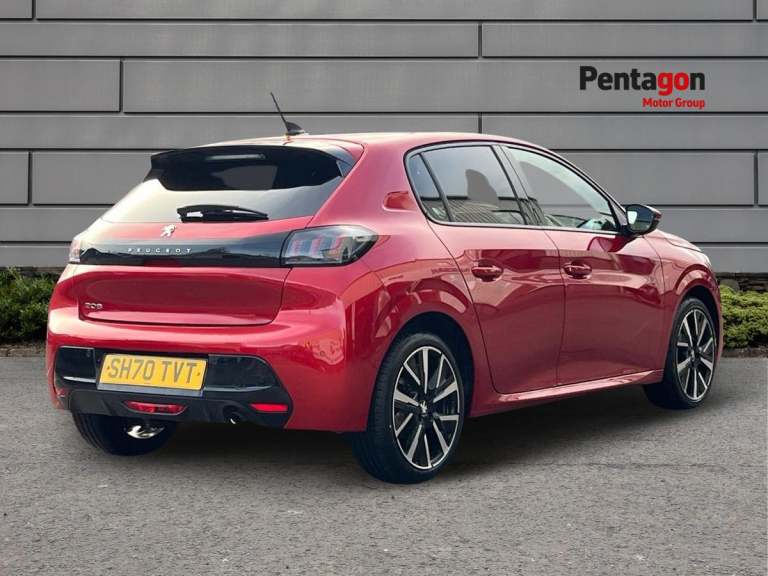  Peugeot 208 1.2 Puretech Allure Premium Hatchback 5dr Petrol Manual Euro 6 s/s