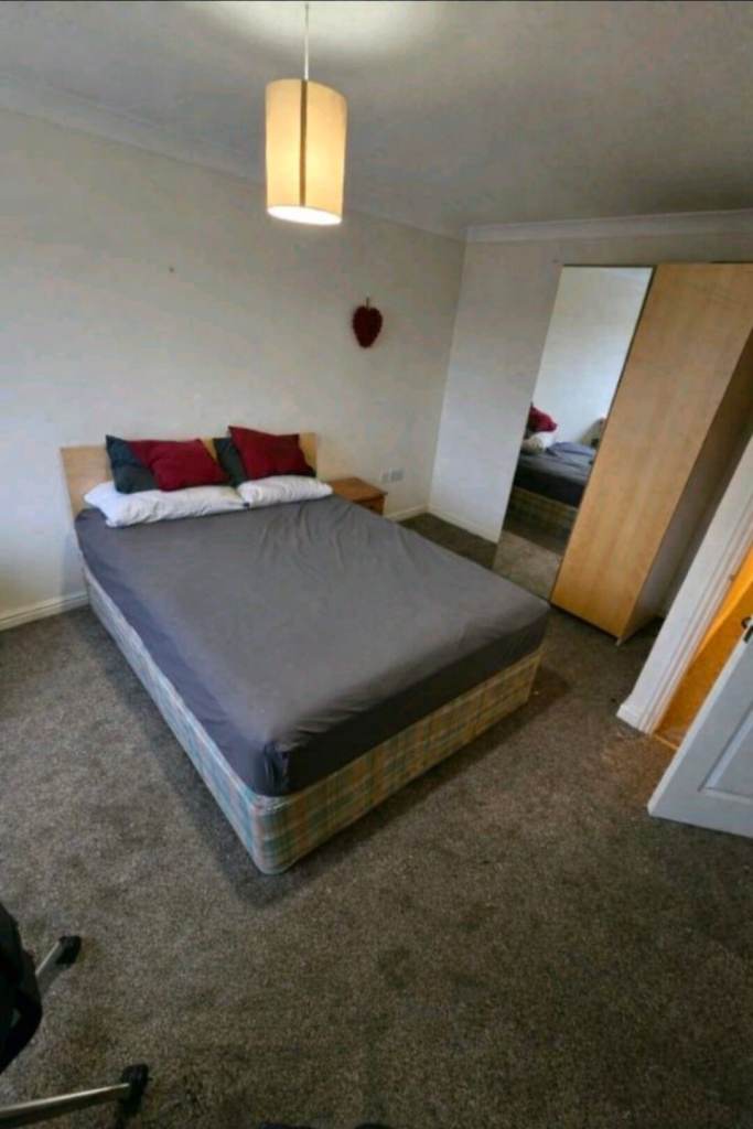 Double Room with own bathroom 