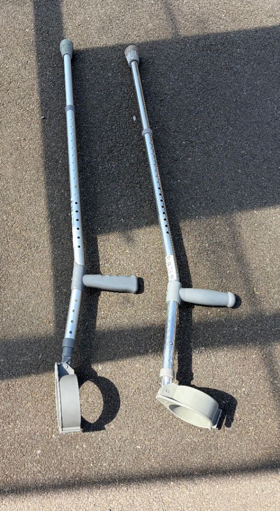Trulife Forearm Crutches - Adjustable, Good Condition