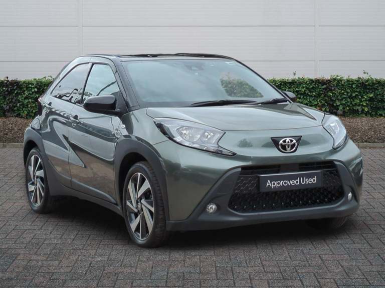 2023 Toyota Aygo X 1.0 VVT-i Edge 5dr Auto HATCHBACK PETROL Automatic