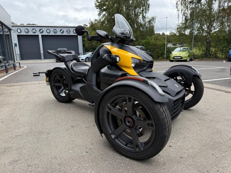 2024 CAN-AM RYKER 600 FULLY AUTOMATIC SPYDER TRIKE 2 SEATER MODEL