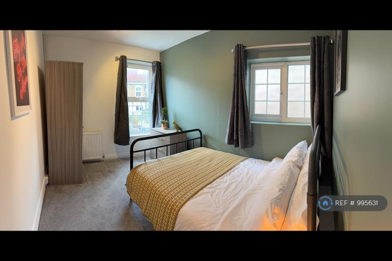 1 bedroom in Foster St, Maidstone, ME15 (#995631)