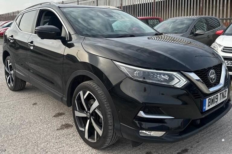 2019 Nissan Qashqai 1.5 dCi Tekna 5dr ++ PANROOF / BOSE / NAV / CAMERA / 6 SERVICES / ULEZ ++ HAT...