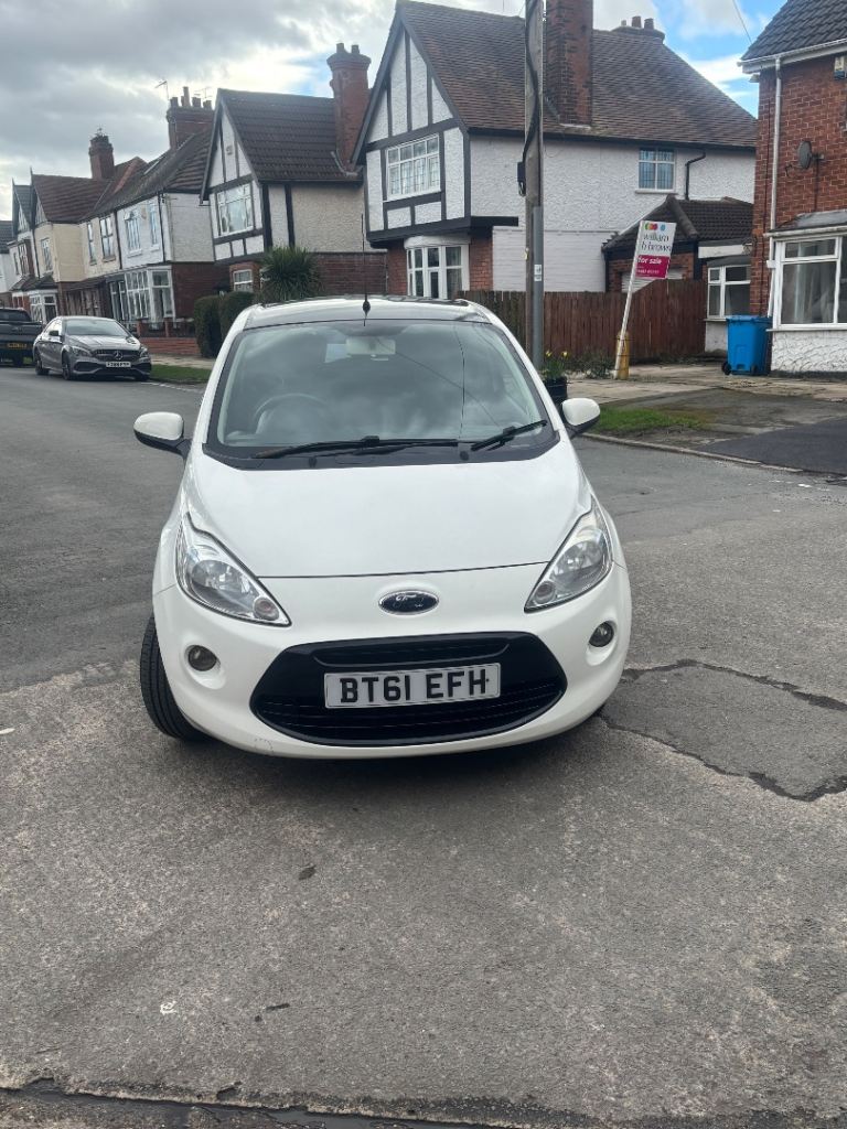 Ford, KA, Hatchback, 2012, Manual, 1242 (cc), 3 doors