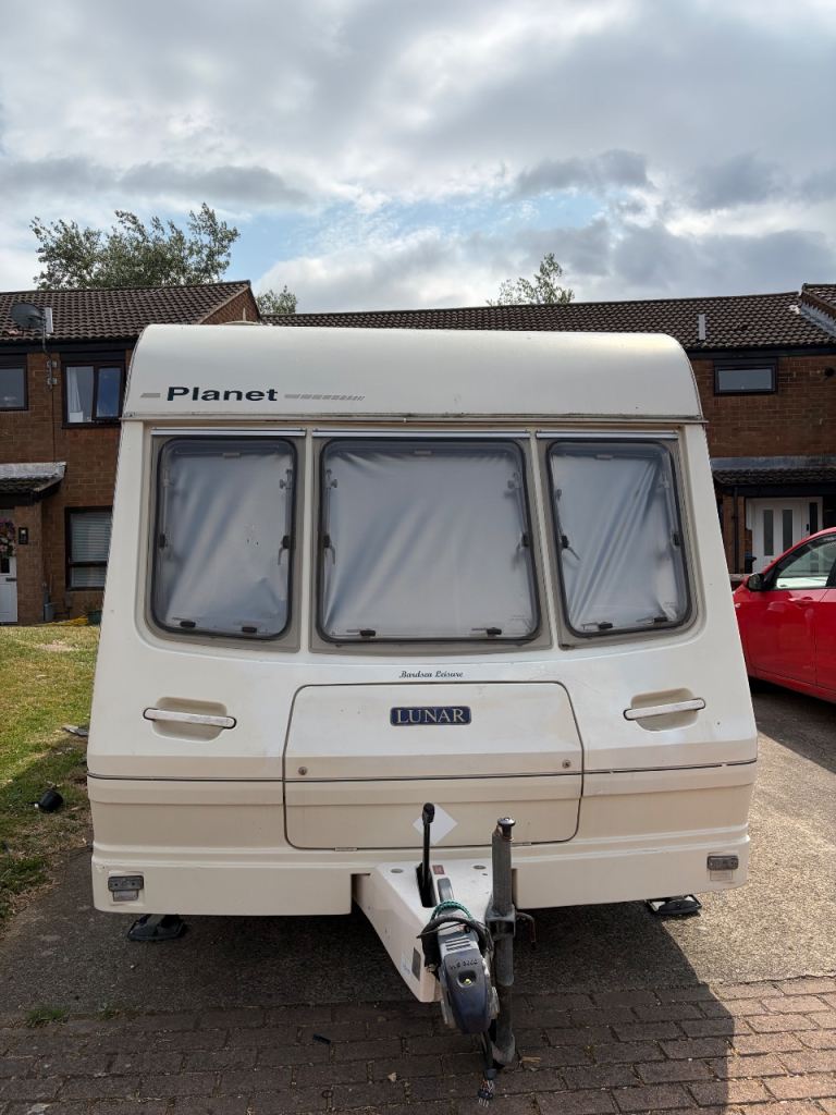 LUNARJUPITER caravan