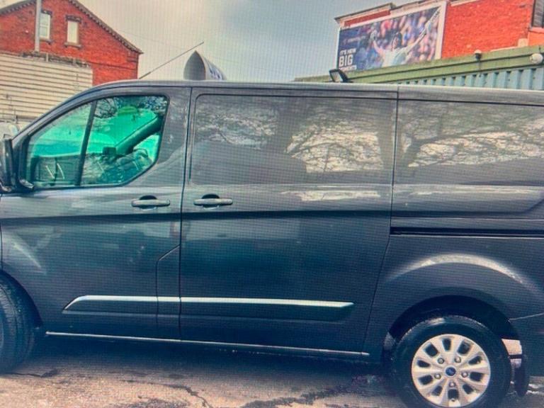 Ford Transit Custom 290 TREND +LOW MILES best colour very clean alloys full his