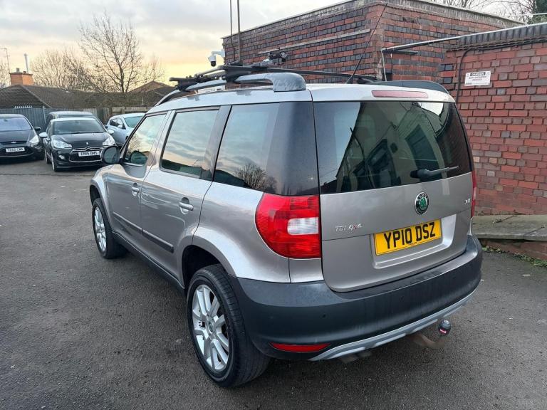 2010 Skoda Yeti 2.0 TDI CR Elegance 4x4 5dr HATCHBACK DIESEL Manual