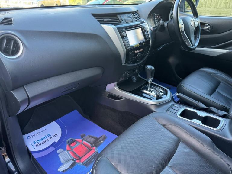  Nissan Navara 2.3 dCi Tekna Auto 4WD Euro 6 4dr Diesel Automatic