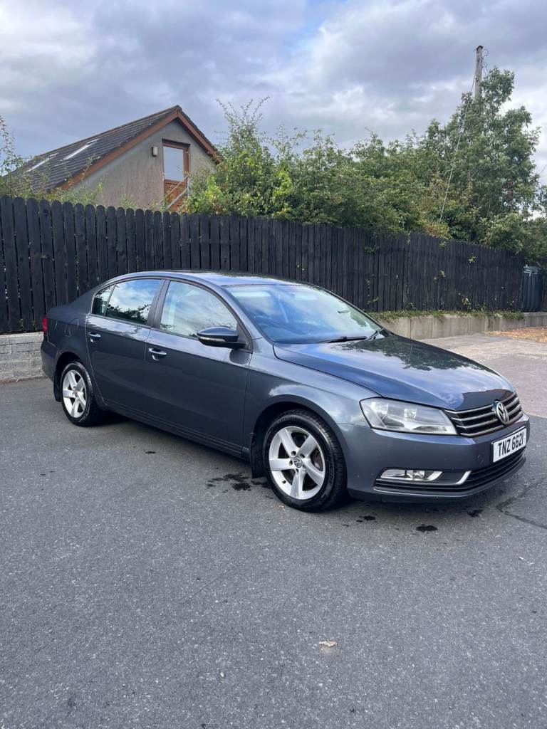 Volkswagen, PASSAT, Saloon, 2013, Manual, 1598 (cc), 4 doors