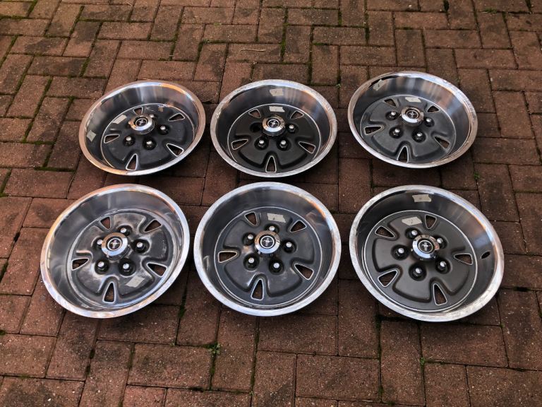 6 x Original Ford Fomoco 1970 Mustang Mach 1 Hubcaps Very Rare