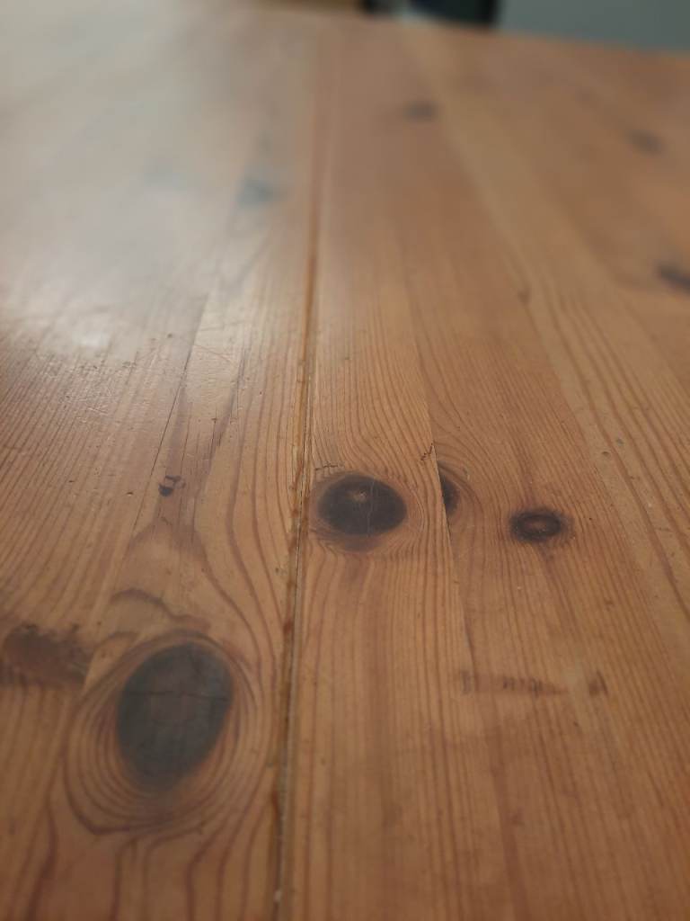 Impressive, Very expensive solid wood Large table (No Chipboard)