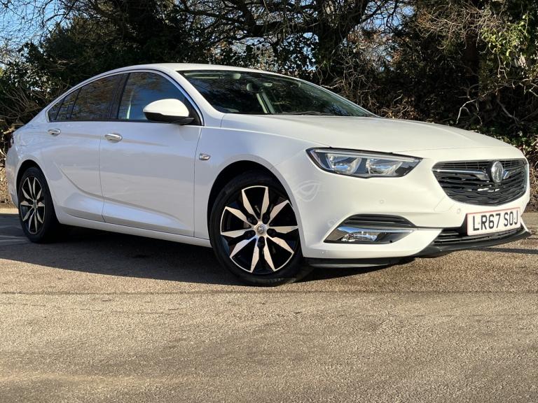 VAUXHALL INSIGNIA 1.5 i Turbo Tech Line Nav 2017