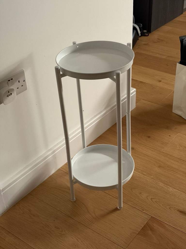 Plant Stand in/outdoor white