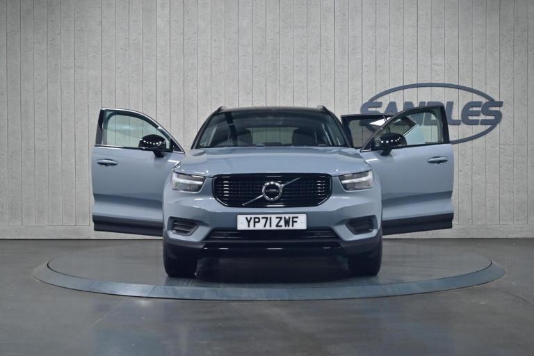 2021 Volvo XC40 2.0 B4 MHEV R-Design Auto Euro 6 (s/s) 5dr ESTATE Petrol/Electric Hybrid Automatic