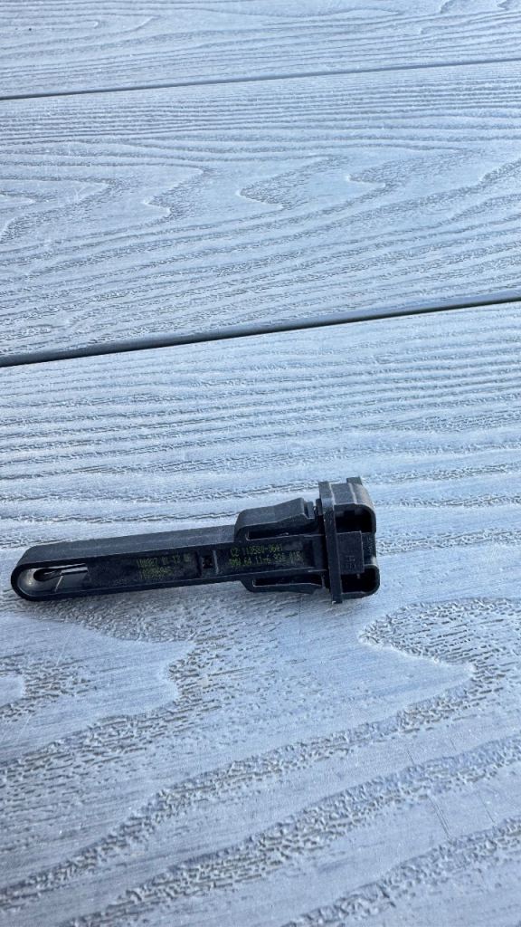 TEMPERATURE SENSOR for BMW 1 3 Series (E46 E83 E81 E87 E90 E91 E92)