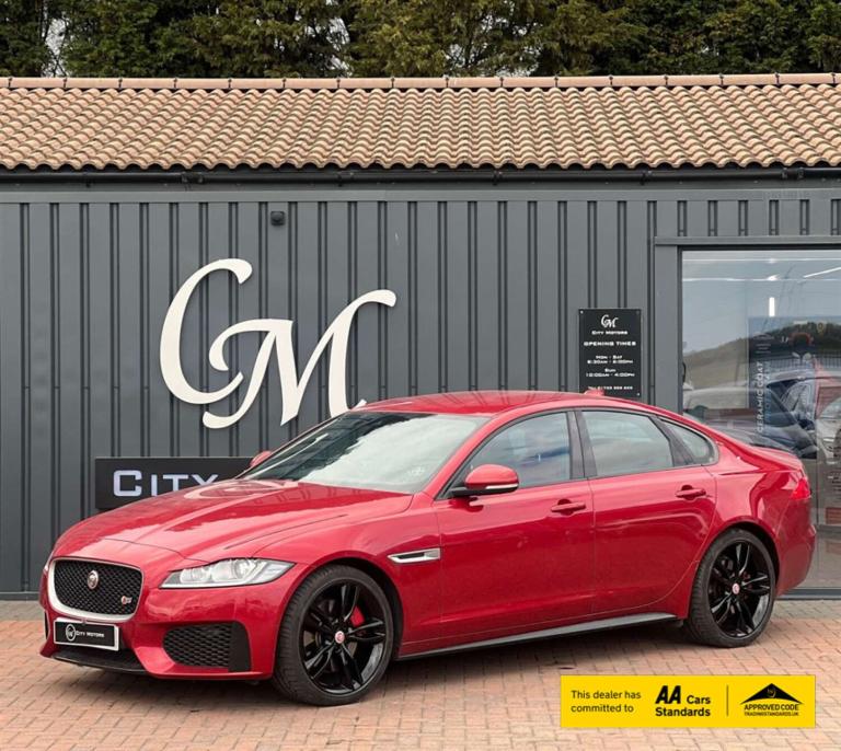 2016 Jaguar XF 3.0 XF V6 S D Auto 4dr Saloon Diesel Automatic