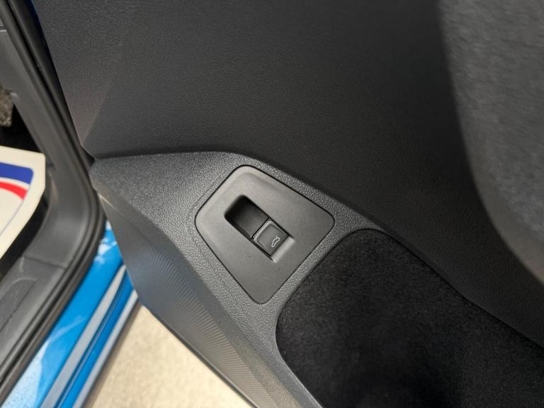 2019 Volkswagen Tiguan 2.0 TDI SE Navigation DSG 4Motion Euro 6 (s/s) 5dr ESTATE Diesel Automatic