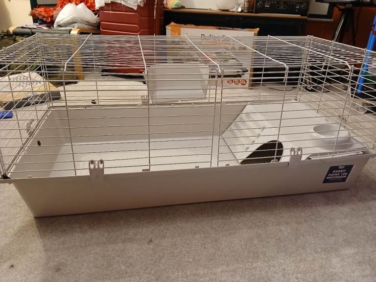 As new rabbit/guinea pig cage
