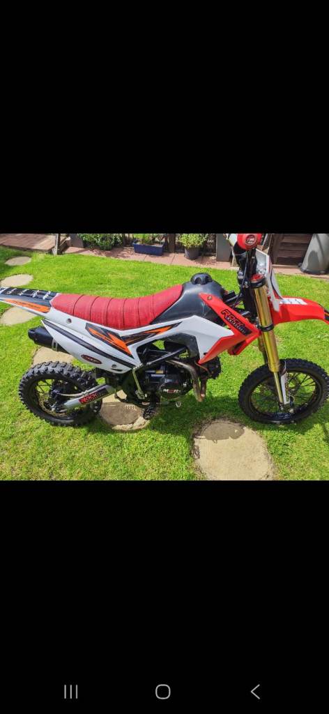 Pit bike 125