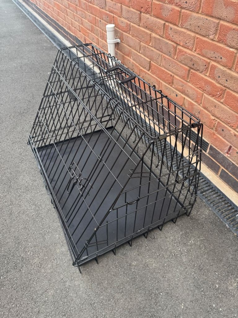 Dog crate 