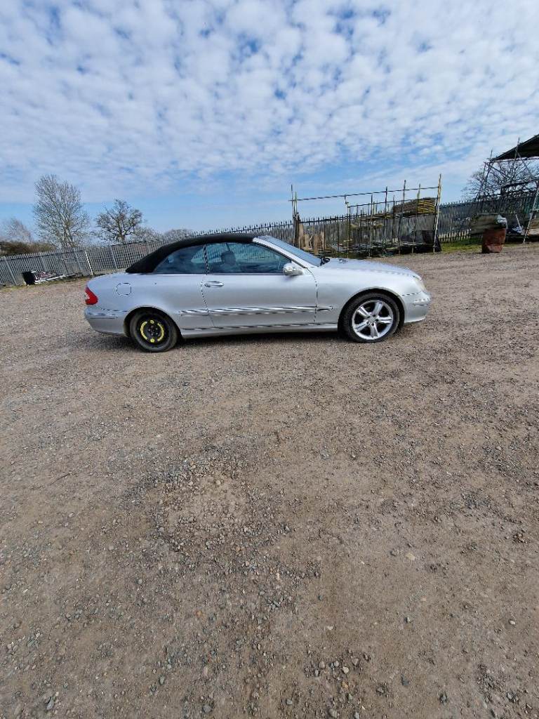 Mercedes-Benz, CLK, Convertible, 2003, Semi-Auto, 2597 (cc), 2 doors