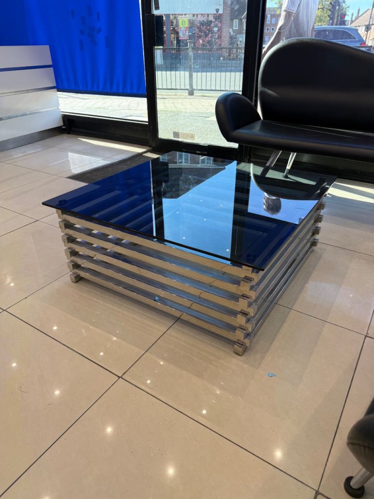 Modern Glass and Chrome Coffee Table – Good Condition