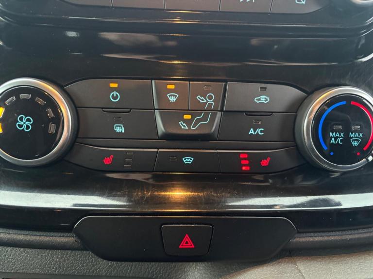 2020 Ford Transit Custom 2.0 300 EcoBlue Limited Crew Van Auto L1 H1 Euro 6 (s/s) 5dr (6 Seat) PA...