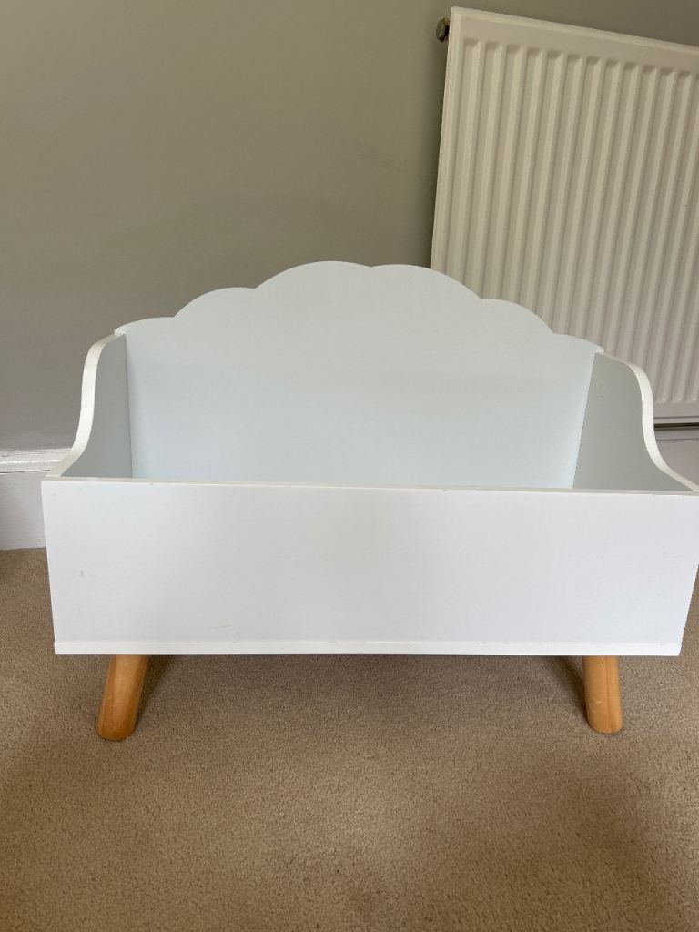 White Wooden Kids Book Storage Unit – Good Condition