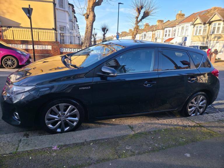 2013 Toyota Auris 1.8 VVTi Hybrid Excel 5dr CVT Auto HATCHBACK Petrol/Electric Hybrid Automatic